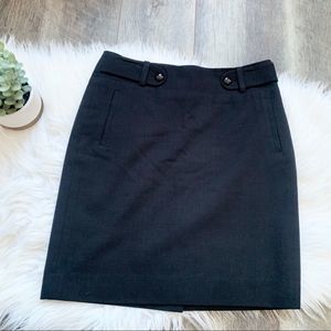 Banana Republic Button Tab Pencil Skirt NWOT Sz 4